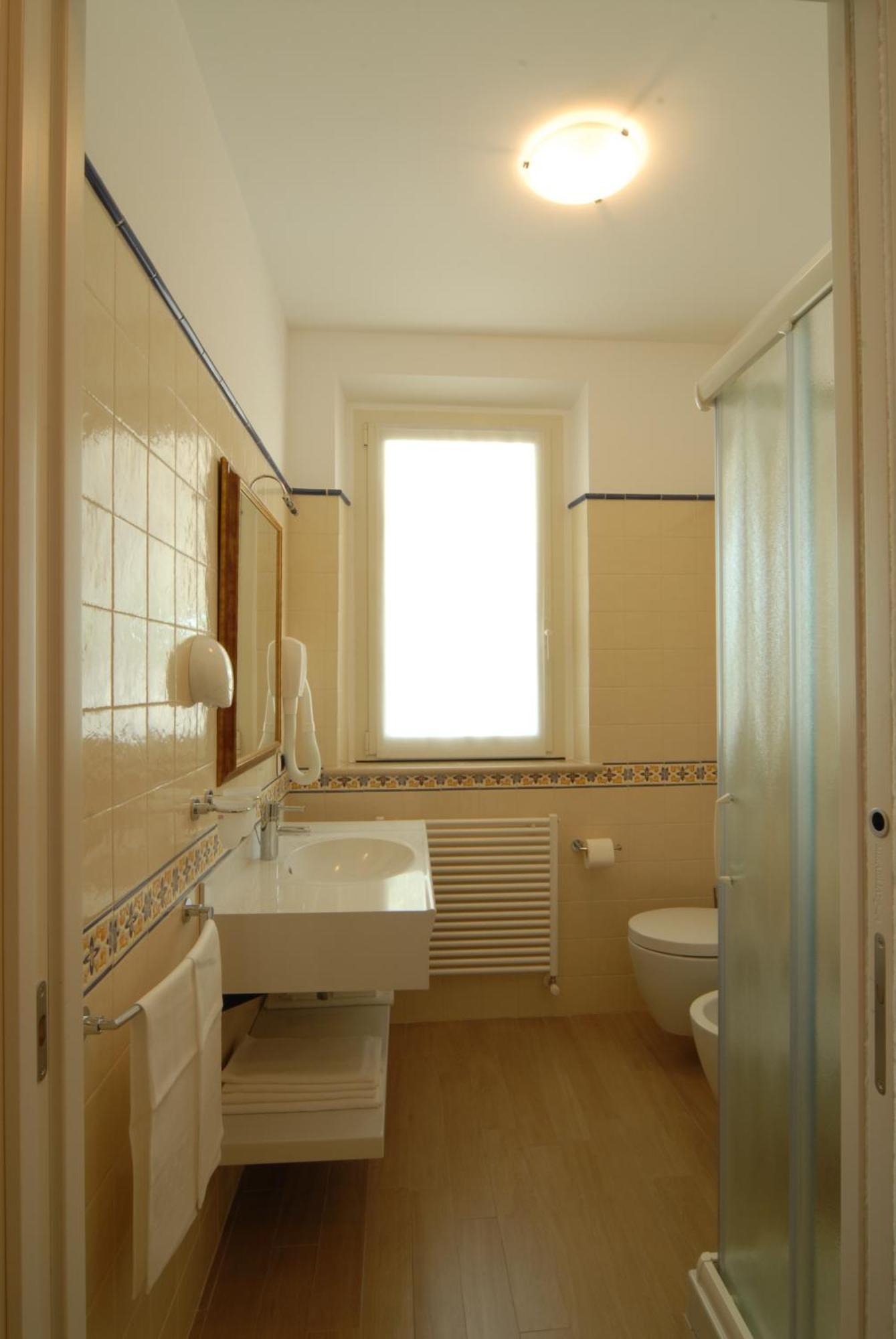 Residence Costa Smeralda Grottammare Ngoại thất bức ảnh