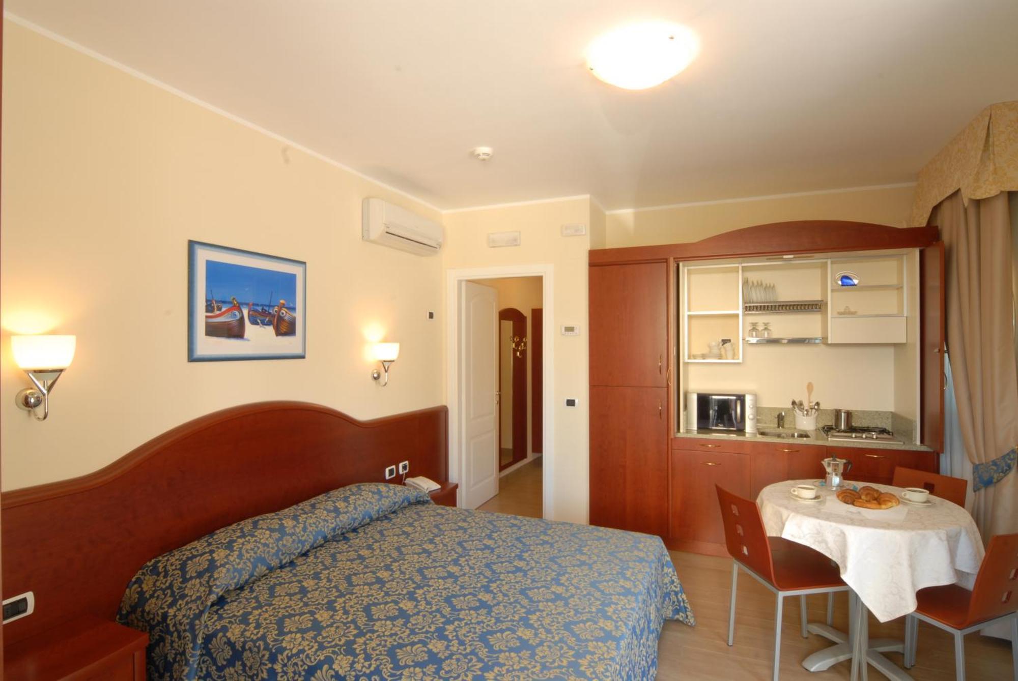 Residence Costa Smeralda Grottammare Ngoại thất bức ảnh