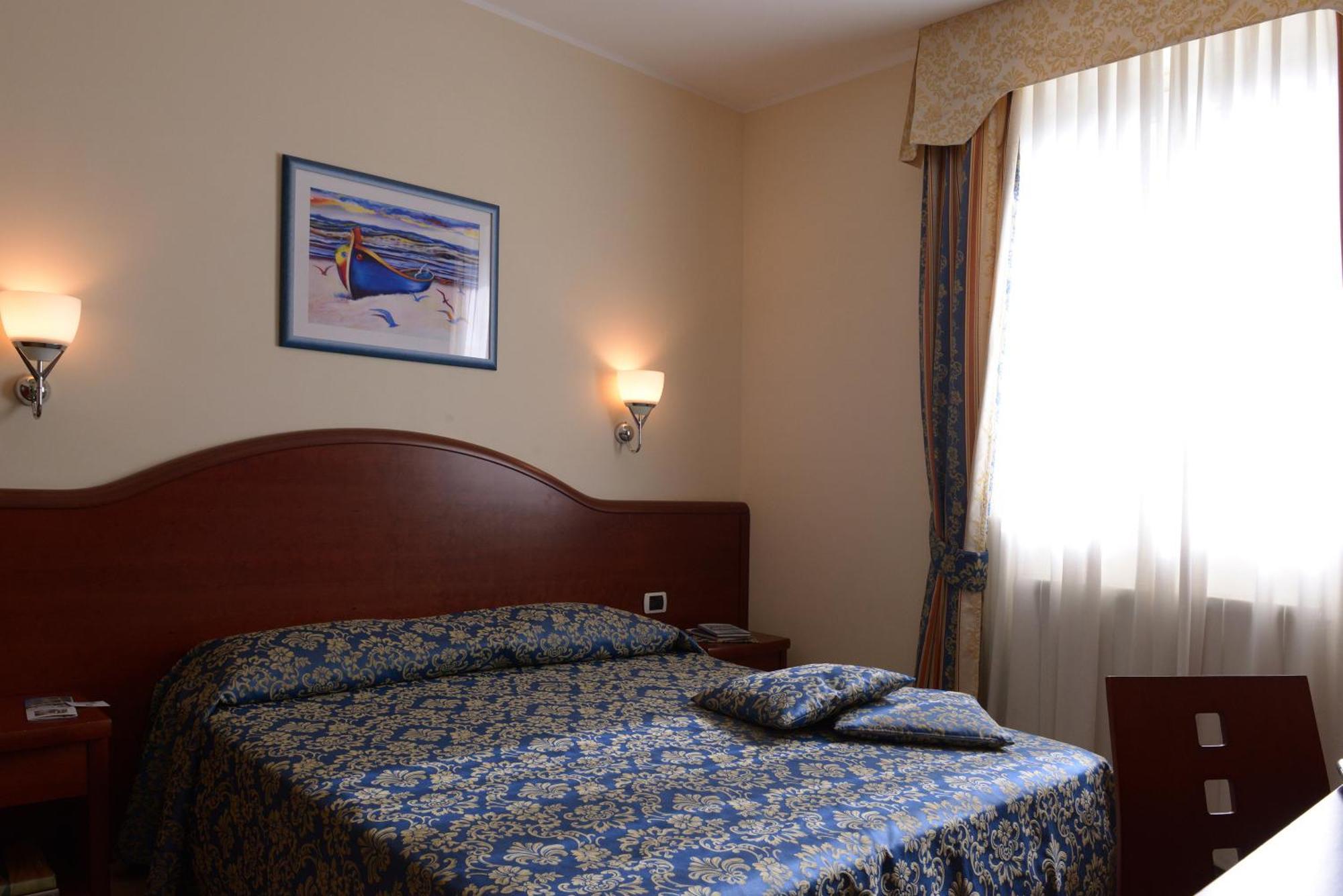 Residence Costa Smeralda Grottammare Ngoại thất bức ảnh