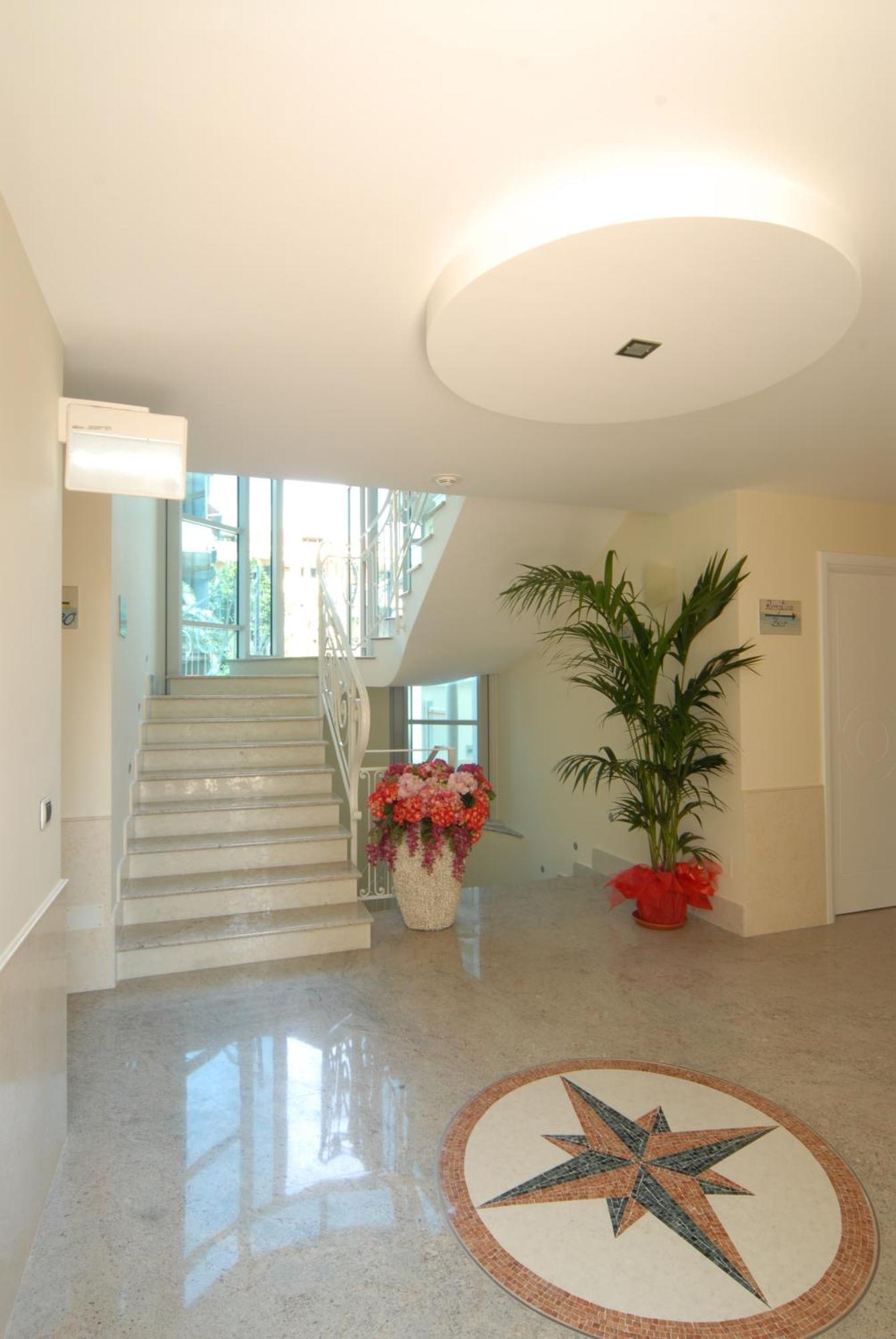 Residence Costa Smeralda Grottammare Ngoại thất bức ảnh