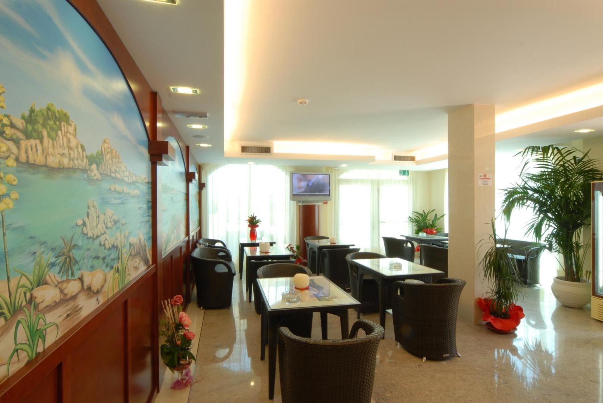 Residence Costa Smeralda Grottammare Ngoại thất bức ảnh