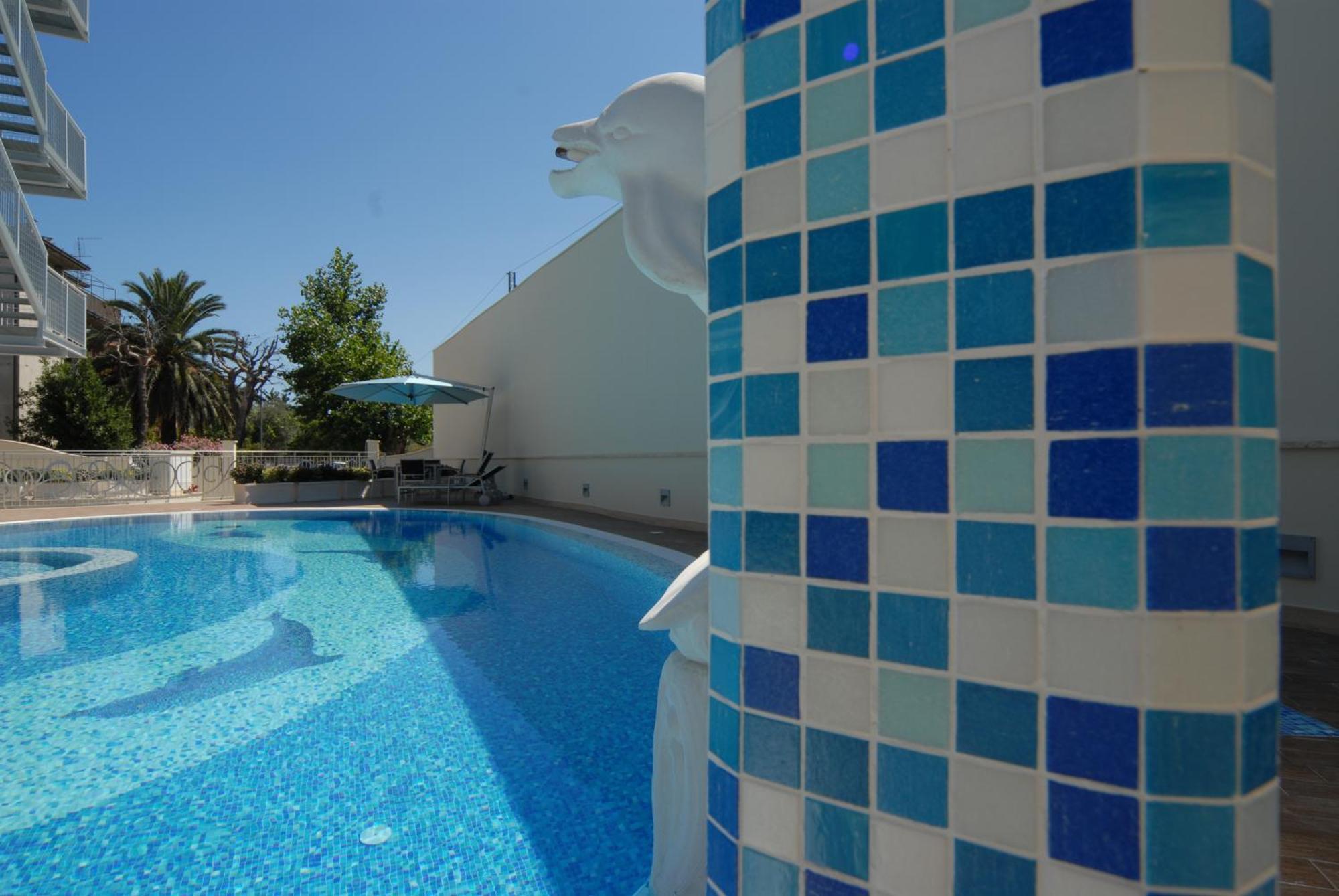 Residence Costa Smeralda Grottammare Ngoại thất bức ảnh